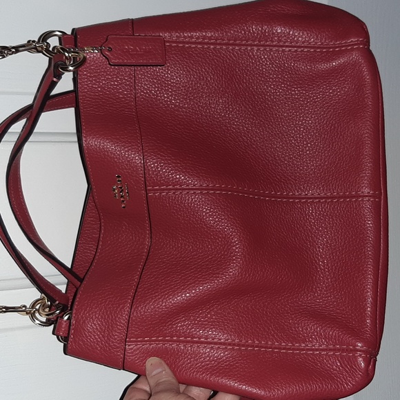 🛍Coach Bag Flawless- Beautiful❣Red Flawless Bag🛍Make an Offer! - Picture 1 of 13